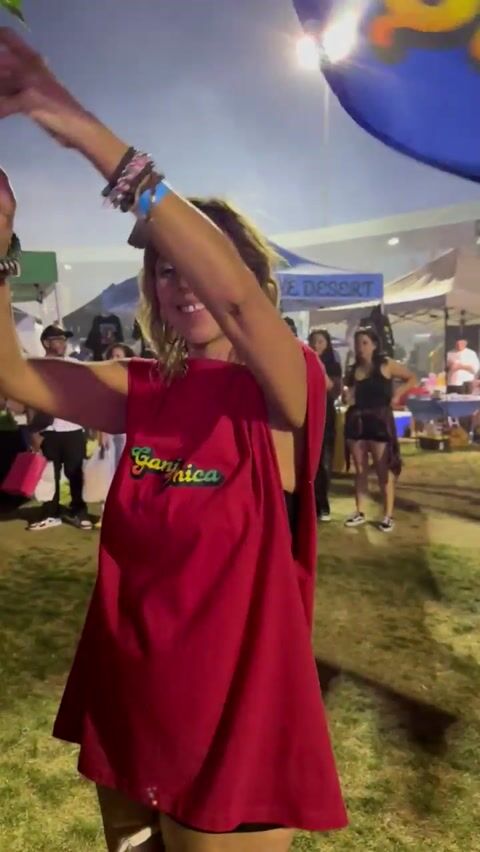 Ganja Chica has Kushstock Vibes