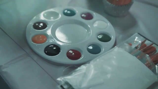 The Puff N Paint!!