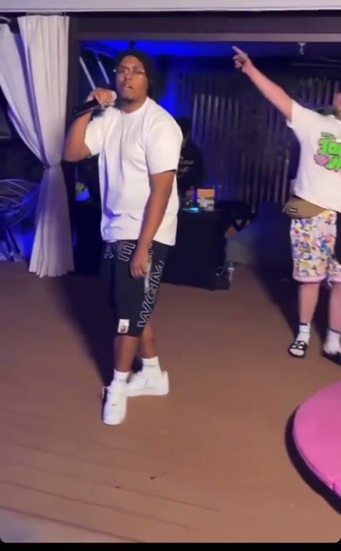 Weedtv live performance