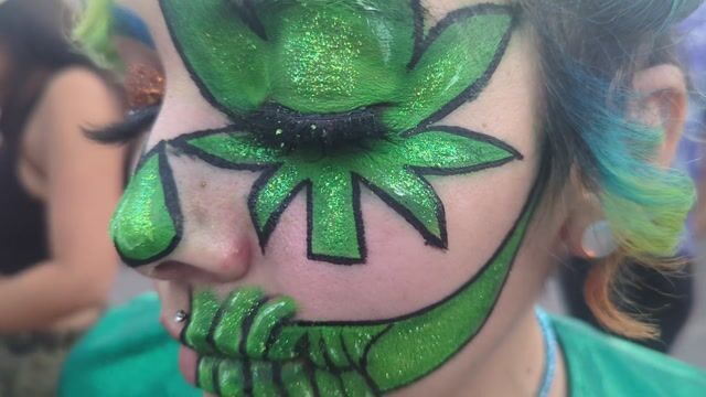 Cannabis fashion