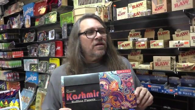 The 420 Comic was at Biggie's Smoke Shop with Kashmir's Party in a box