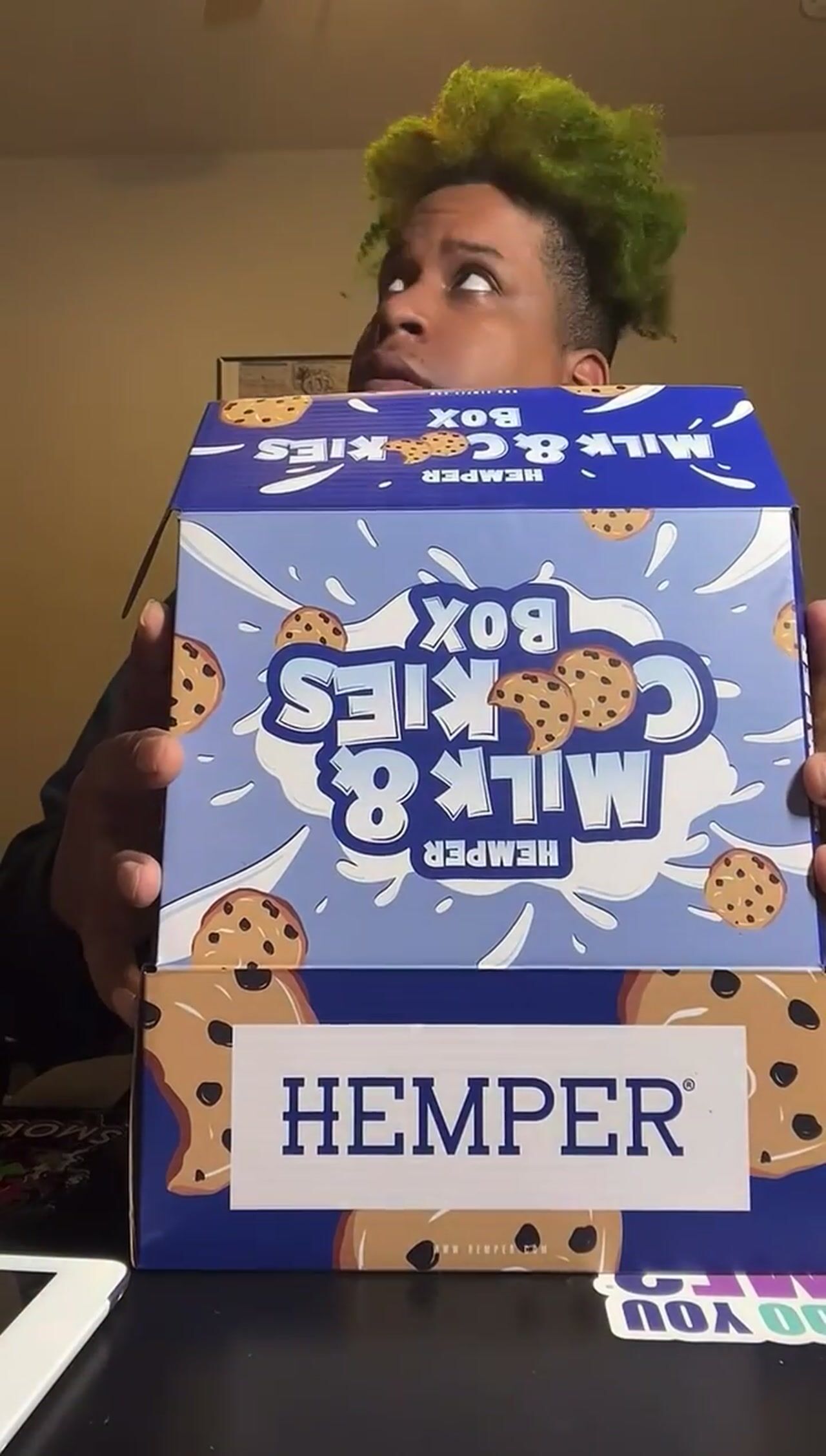 Get You A Hemper Co Box Today !!