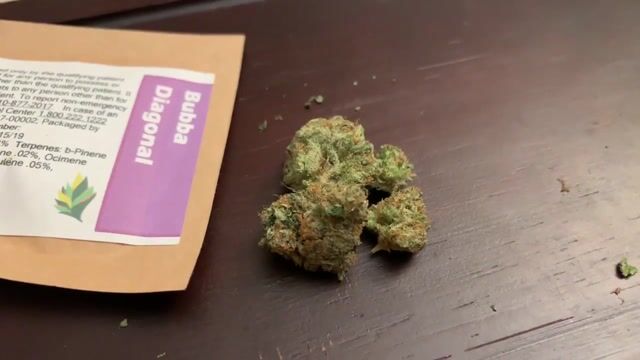 Strain Review : Bubba Diagonal : Flower : Grassroots