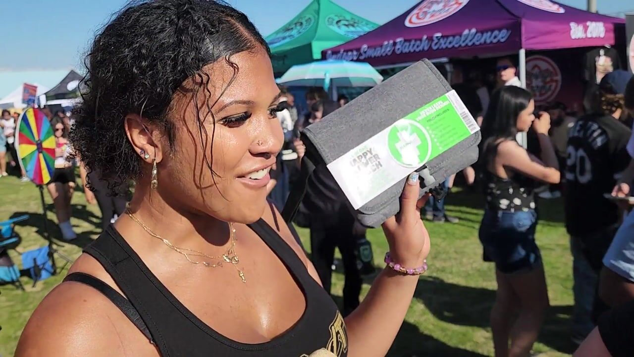 Meet the winner of a Happy Flower Kit at Kushstock 420