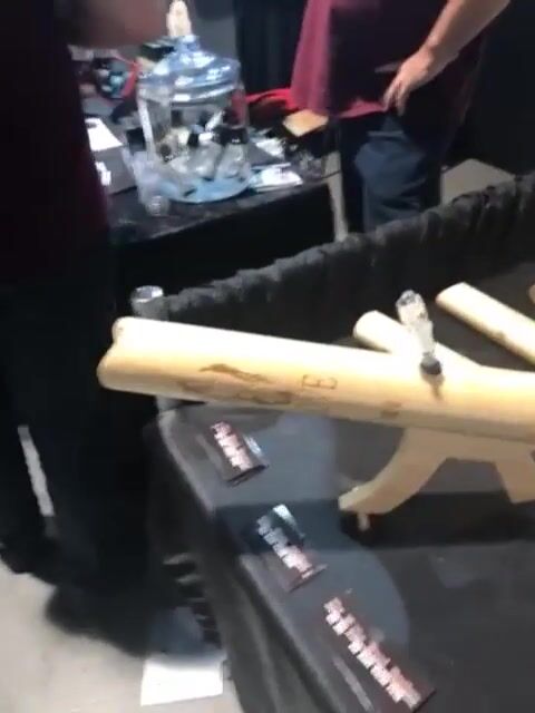 Ali went to The Wood Brothers Booth - Hand Made Wood Pipes