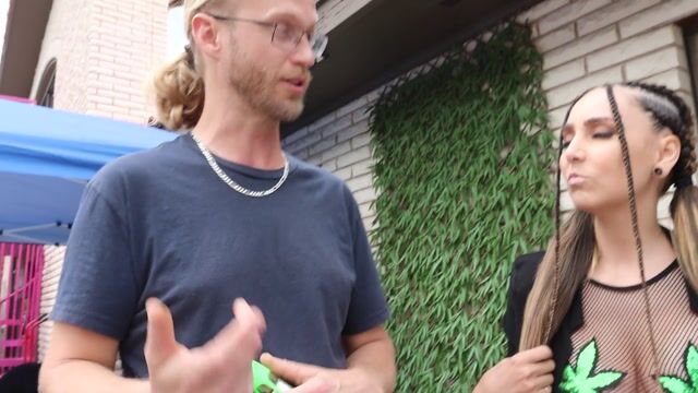 Tyler of Polaris and Veronica Silver make a deal!