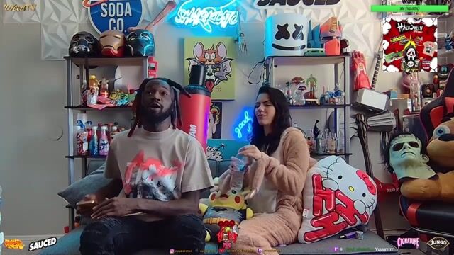 Lil MopTop and Hunidabs check out Kashmir's Party in a Box